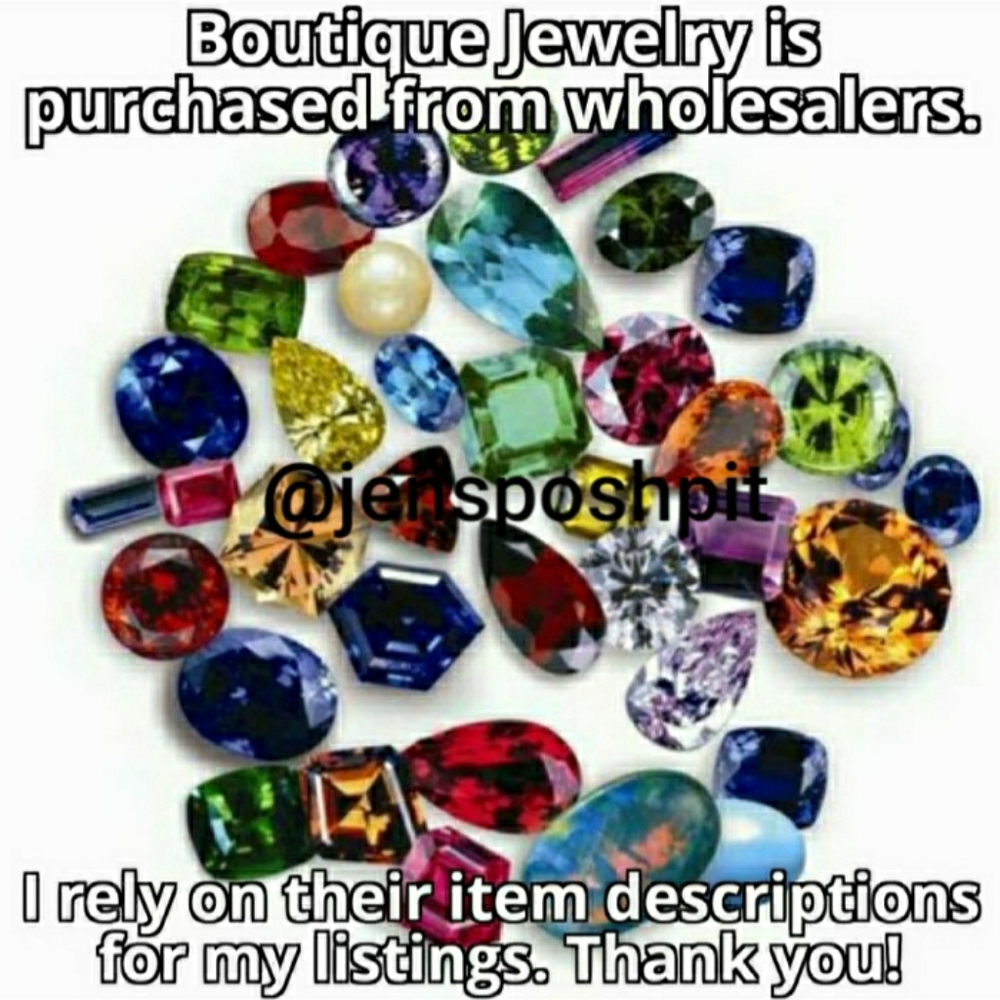 π Skull Rhinestone Necklace π - Picture 4 of 4